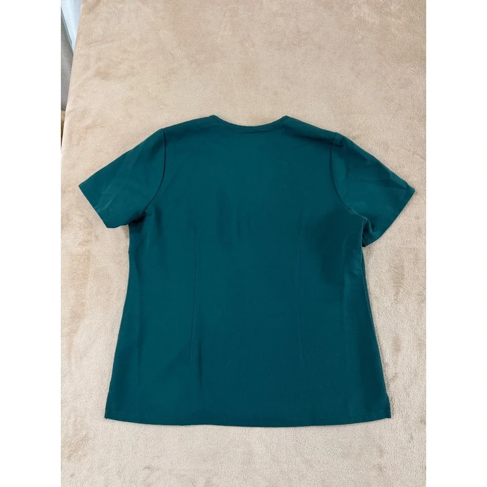 FIGS Catarina Scrub Top Womens size Large Dark Green V-Neck‎ One Pocket EUC